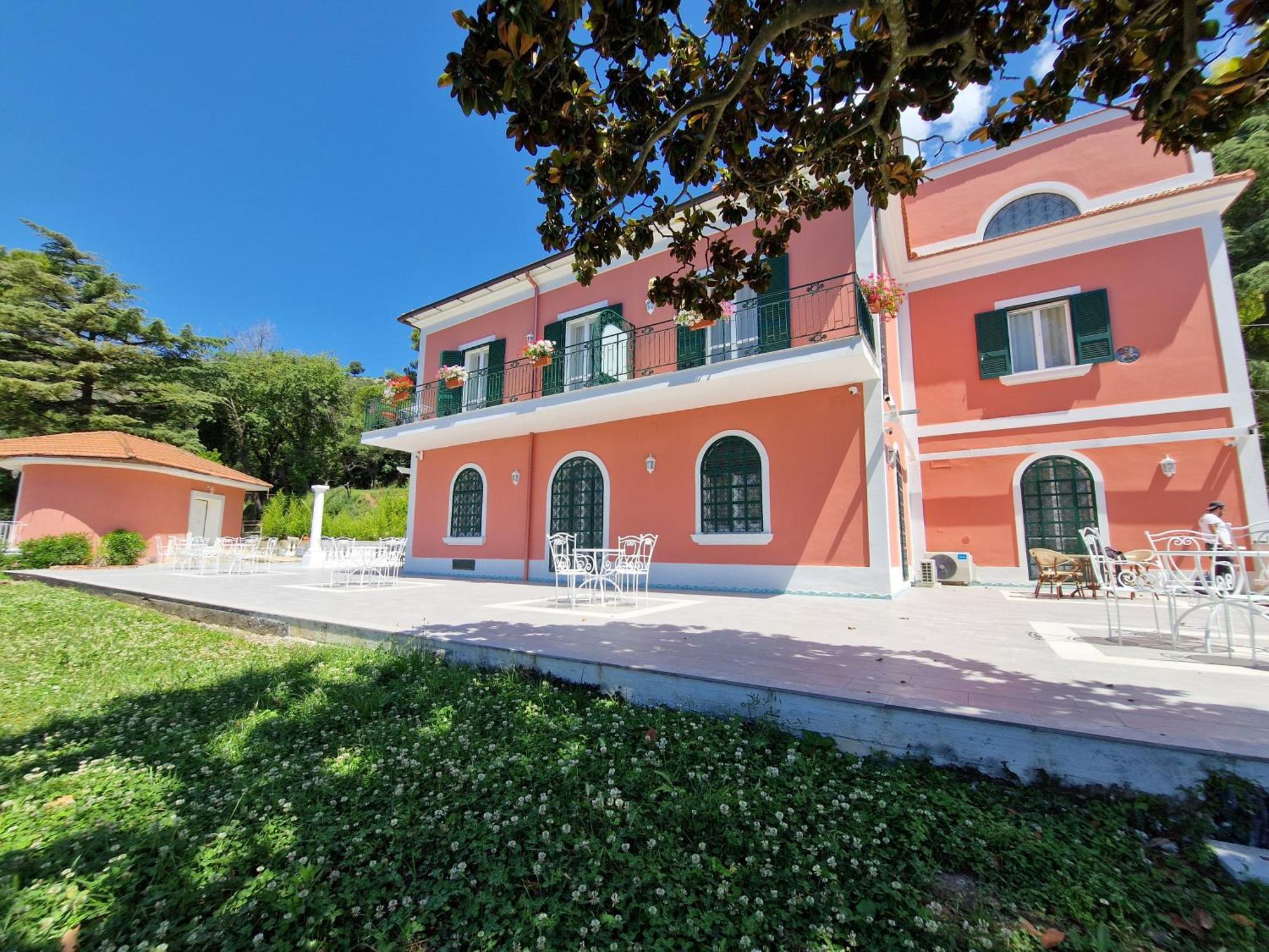 Villa Esmeralda Салерно Экстерьер фото