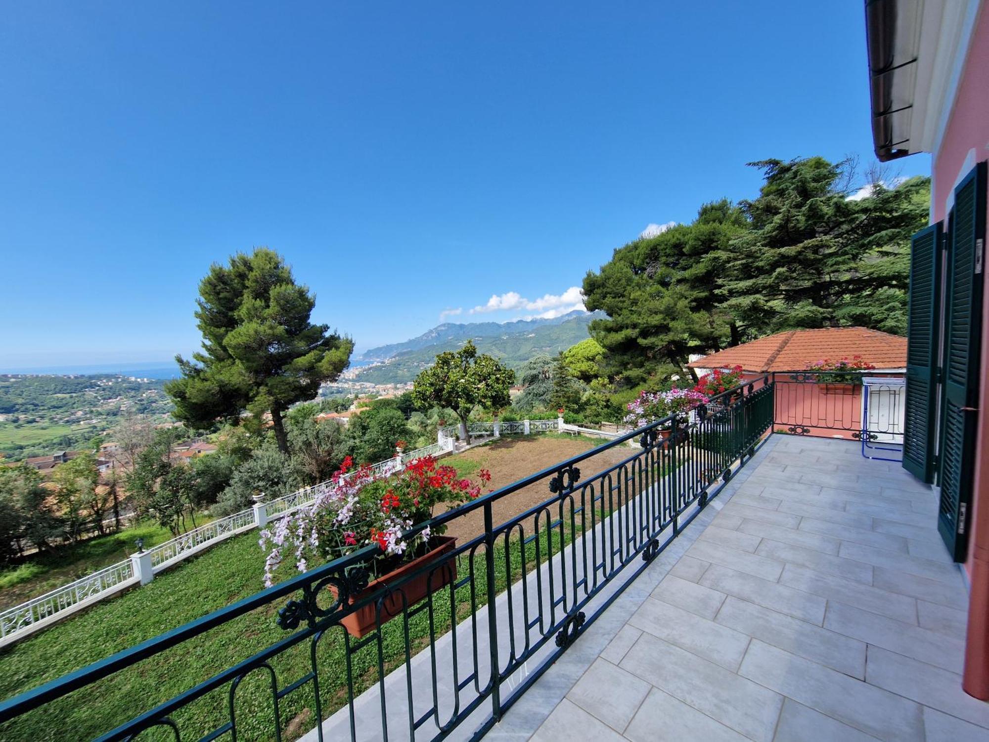 Villa Esmeralda Салерно Экстерьер фото
